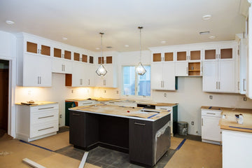 Making small kitchen looks bigger